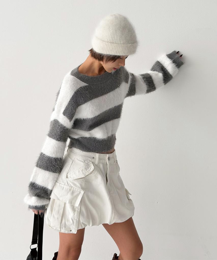 THE GREEN LAB Hairy Block Stripe Crop Knit [Gray]