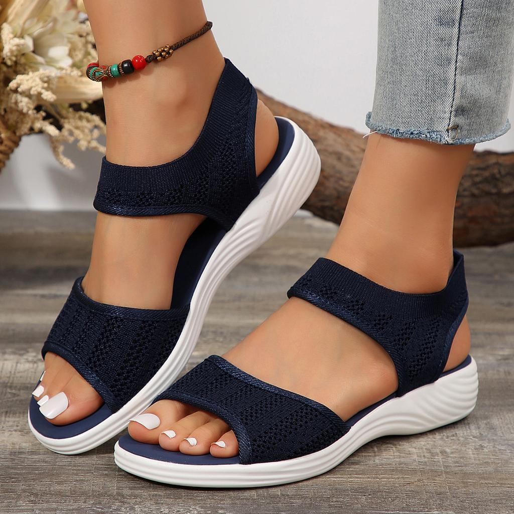 Summer new platform sandals fly-woven breathable casual sandals foot cover foreign trade large size spot women's beach sandals