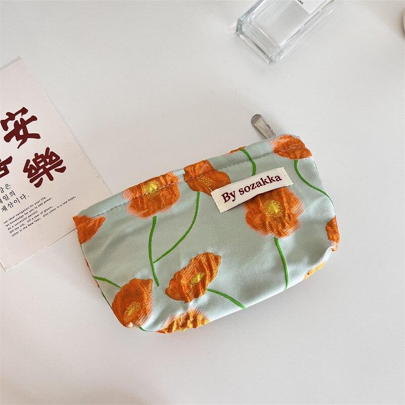French Embossed Flower Cosmetic Bags Large Capacity Traveling Portable Storage Bags Girl's Casual Makeup Case Phone Hand Bags