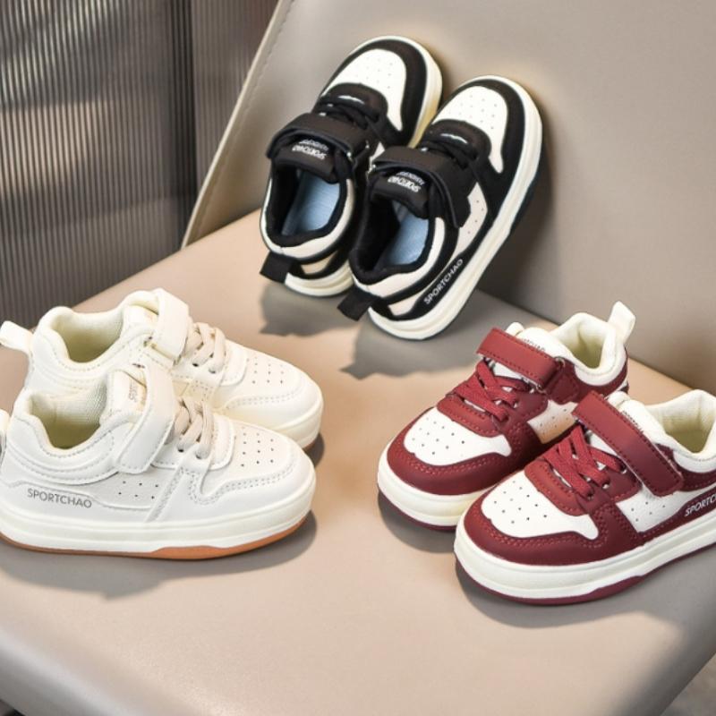 Теннисные детские кроссовки 2025 Осень Новый стиль Мальчик Повседневная обувь Дышащие Нескользящие Классические Детские Спортивные кроссовки Мальчик Универсальная обувь Обувь для девочки