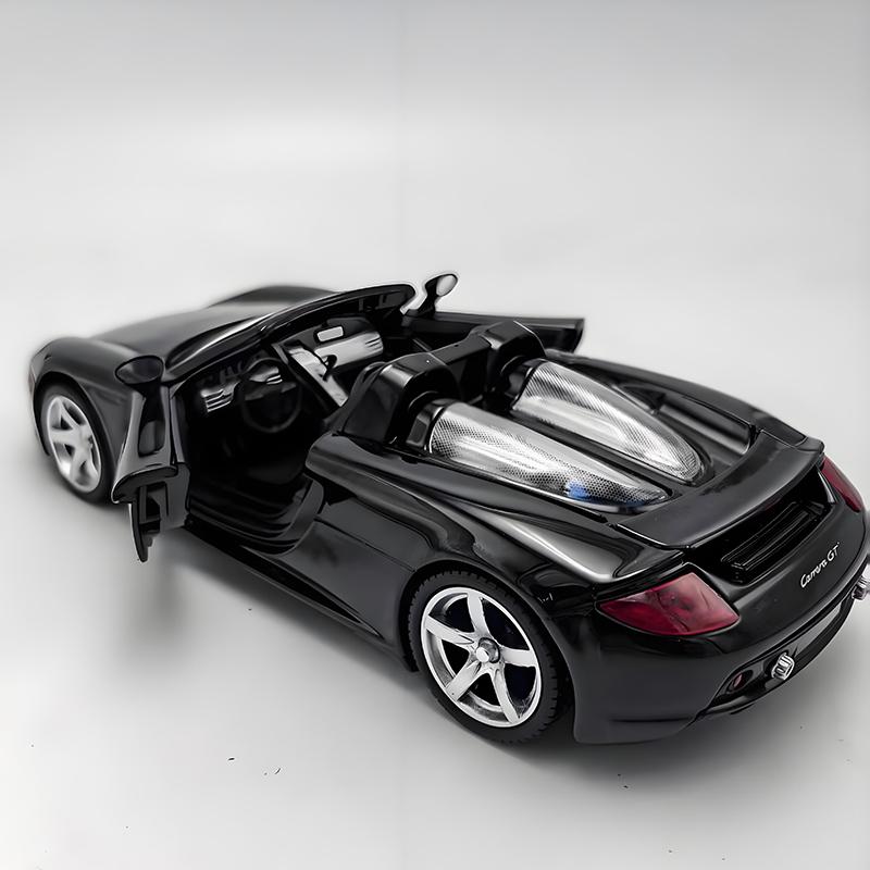 Motornax 1:24 Porsche Carrera GT Alloy Car Diecasts & Toy Vehicles Car Model Miniature Scale Model Car Toys For Children