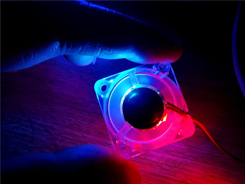 Silent 3010 LED Fluid Bearing Graphics Card Cooling Fan - 3CM Transparent Color-Changing, 5V/12V/24V.