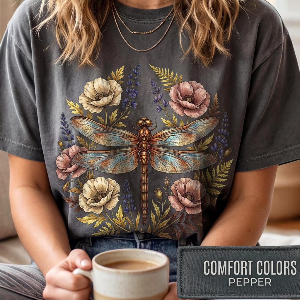 Cute Wildflower Aesthetic, Vintage Floral Dragonfly Shirt, Cottagecore Shirt, Floral Botanical Nature, Gardening T-Shirt