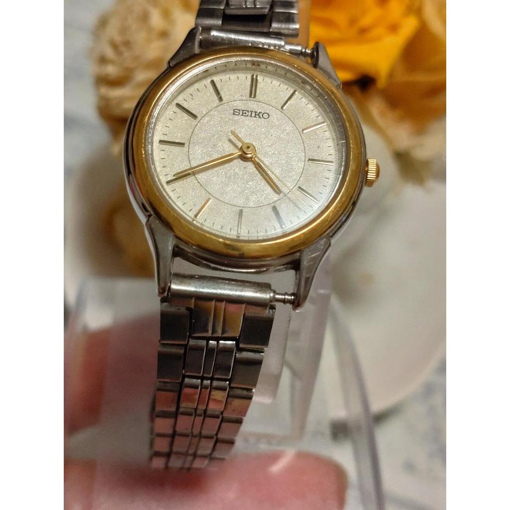 Рабочий товар SEIKO Seiko женские часы золотой серебряный комбинированный цвет оригинальный ремешок Винтаж