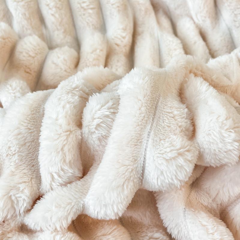 2026 New Rabbit Rabbit Velvet Bedsheet Cover, Single Piece, Winter Thick Milk Coral Velvet Mattress Protective Cover