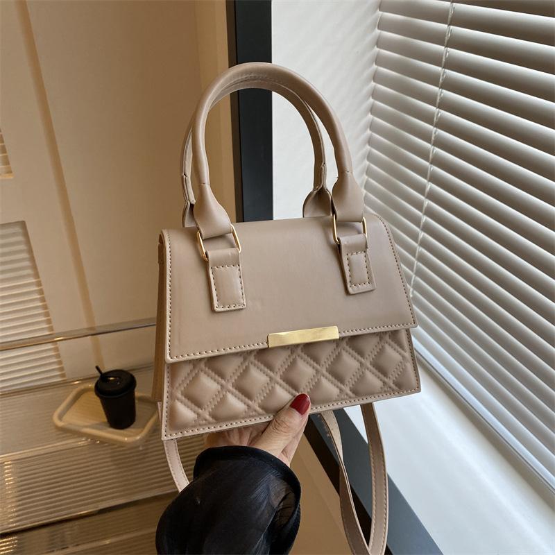 Ретро однотонная модная сумка с вышивкой бриллиантовой нитью 2025 лето корейская версия универсальная повседневная сумка сумка на одно плечо сумка-мессенджер тренд