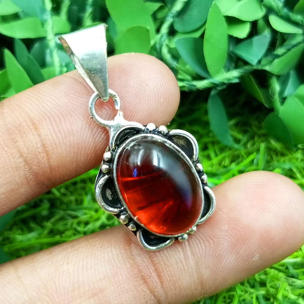 Garnet Gemstone 925 Sterling Silver Plated Necklace Chain Pendant Jewelry NST-J2H30088