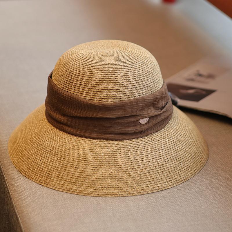 French eaves retro pleated small standard webbing straw hat women's spring and summer vacation wind seaside sunscreen lampshade hat