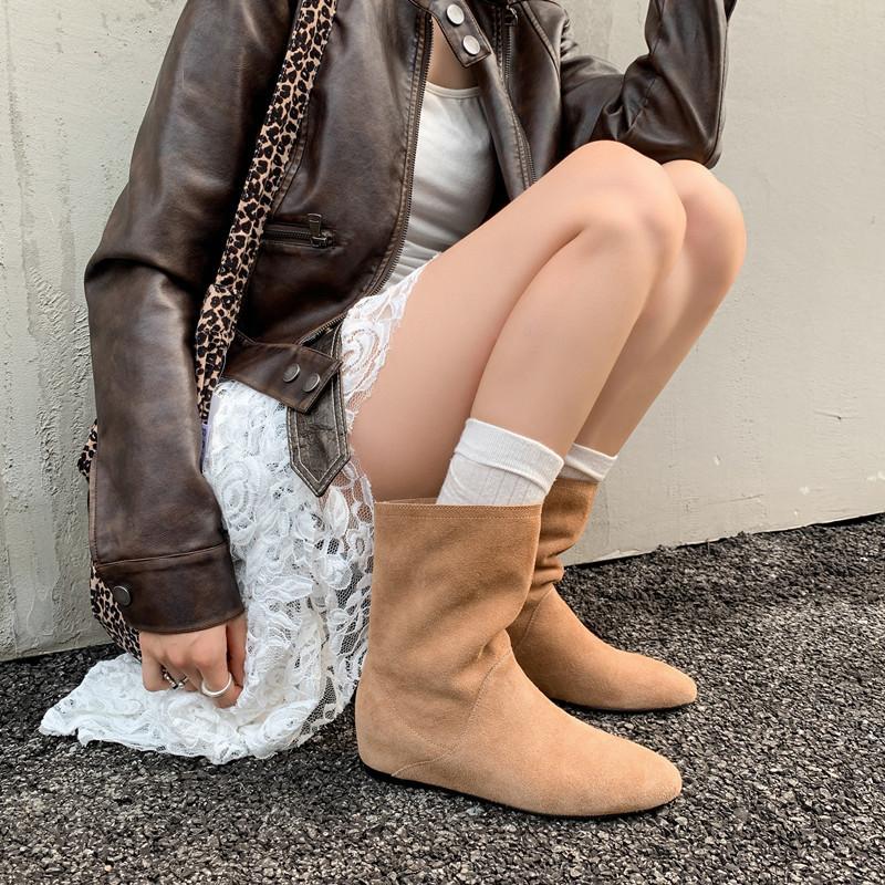 Round Head Inner Height Increase Short Boots Autumn and Winter Retro Slope Heel Thin Wide Boots Flat Bottom Matte Short Western Boots