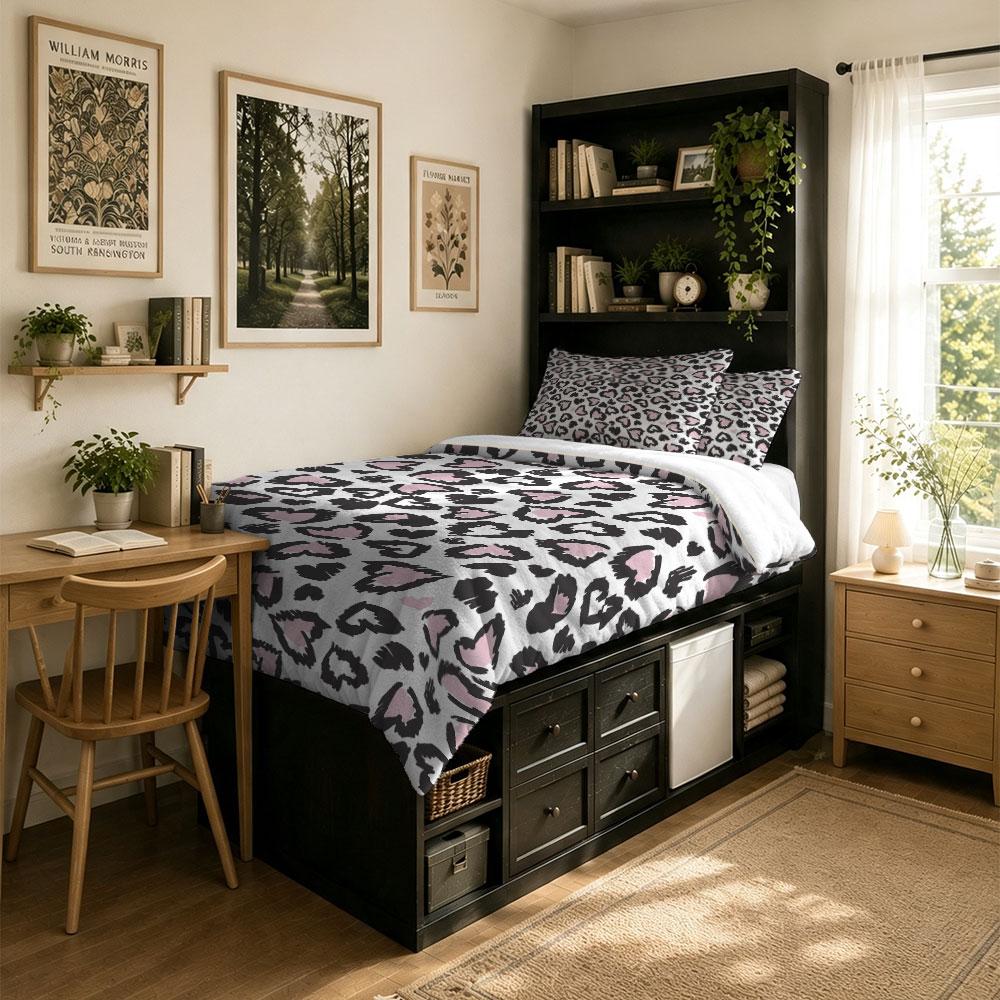 3PCS Black Pink Leopard Print Milk Velvet Duvet Cover Set Without Filling 1 Duvet Cover 2 Pillowcases Soft Fluffy Machine Was