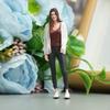1:18 Девочка в свитере Модель 3D-персонажи Коллекционная Фото-реквизит Крошечные фигурки людей для поезда