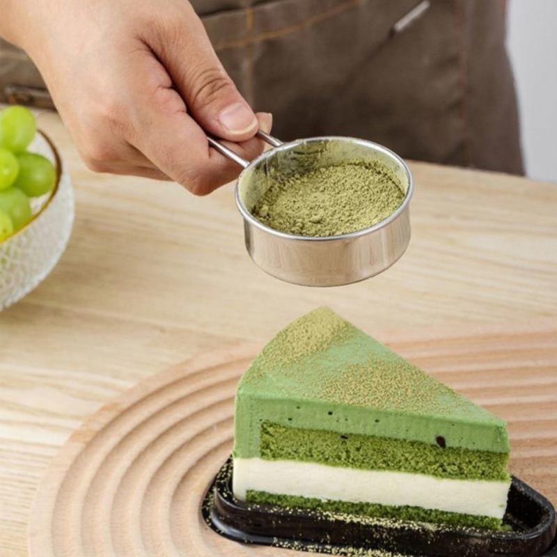 304 Stainless Steel Flour Sifter Hand-Held Baking Tool 40-Mesh Sieve Household Kitchen Mesh Sifter Powdered Sugar Sifter