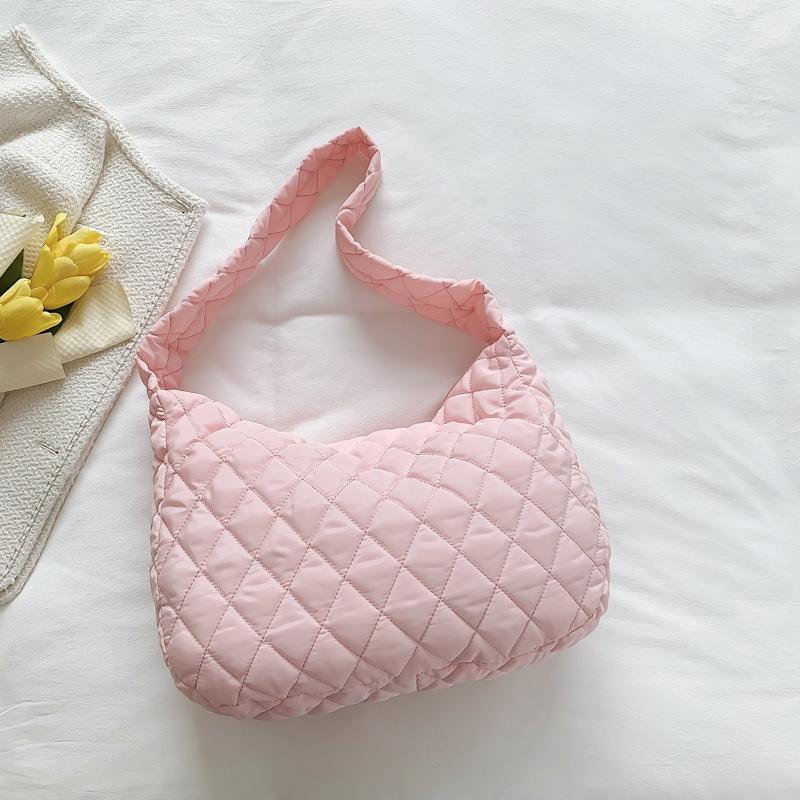 Internet Celebrity Fashion Small Fresh Leisure Bag 2025 Autumn and Winter Rhombus Embroidery Thread Shoulder Underarm Bag Simple Women's Bag Foreign 