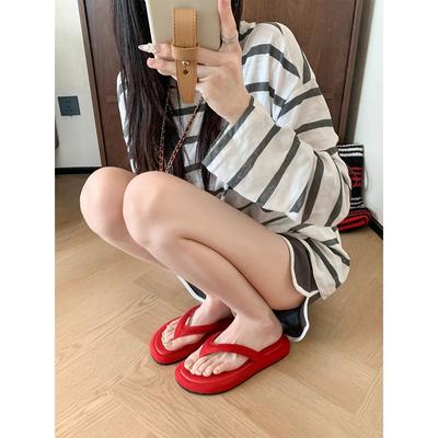 Наступая на дерьмо, пляжный отпуск, шлепанцы на толстой подошве, женские сандалии