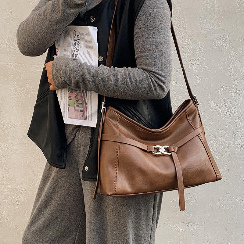 Сумка большой вместимости женская 2025 новая осень и зима высококлассная ретро наплечная сумка сумка-тоут для поездок женская сумка