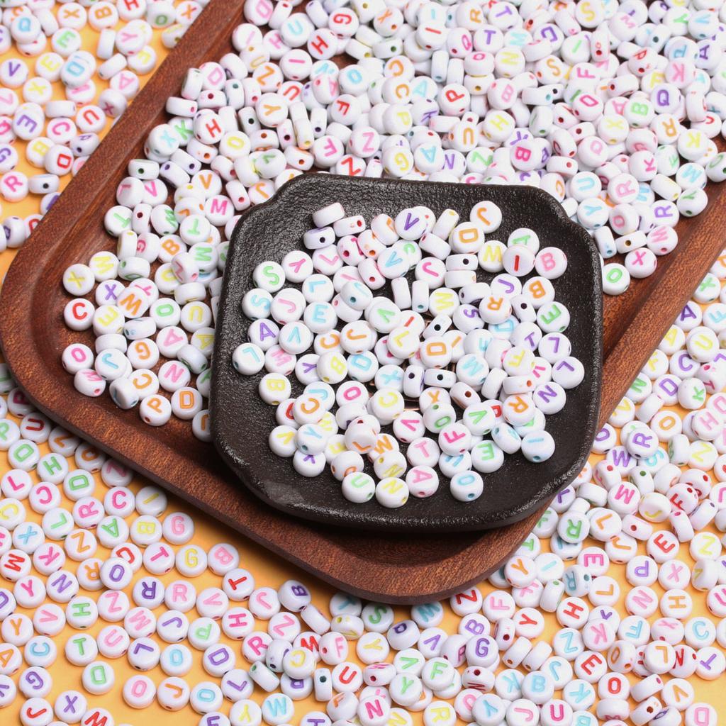 500 г акриловые ювелирные аксессуары, плоские бусины с буквами, квадратные бусины разных цветов, свободные бусины