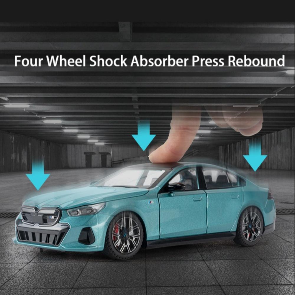 1:24 Scale I5M60 M8 Sports Car Model Toy Diecast Metal Sound Light Shock Absorption Doors Opened Vehicle Models for Children