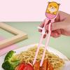 Мультяшные пластиковые простые в использовании тренировочные палочки для еды с силиконовым кольцом на палец для малышей, детей, взрослых и начинающих