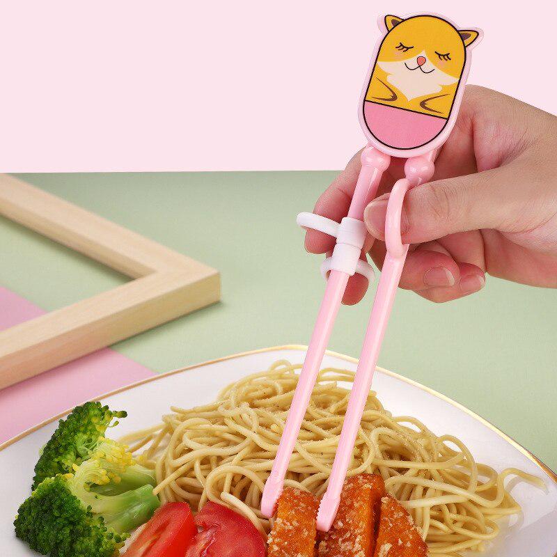 Мультяшные пластиковые простые в использовании тренировочные палочки для еды с силиконовым кольцом на палец для малышей, детей, взрослых и начинающих