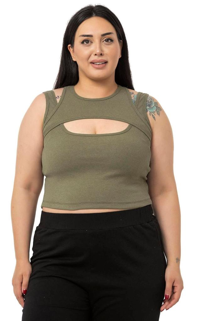 Женский стиль, боди большого размера, зеленый боди больших размеров с глубоким вырезом в рубчик, зеленое боди