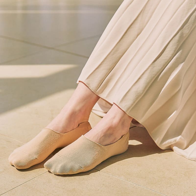 Женские нескользящие носки-подследники Abiruz бежевые GK-2