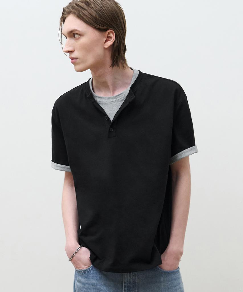 DRAW FIT Layered Roll-Up Henley Neck T-Shirt [Black]
