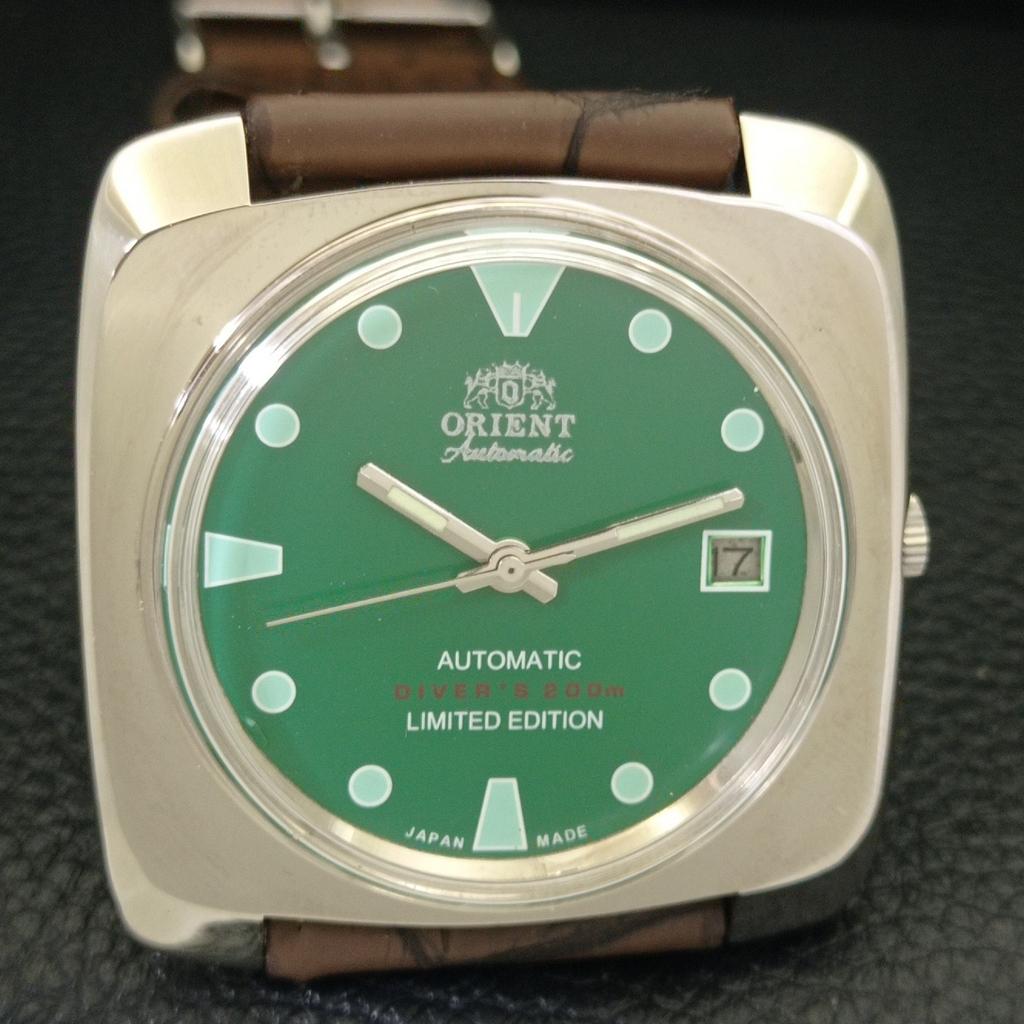 USED JAPAN VINTAGE ORIENT AUTOMATIC 46941 MENS GREEN COLOR DIAL WATCH A702213-5 R123-a702213