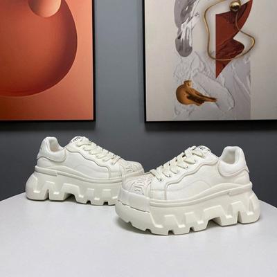 2024 Весна Дизайнерская обувь в стиле панк Женские повседневные кроссовки Туфли на платформе Женские туфли на танкетке Женские нескользящие удобные туфли