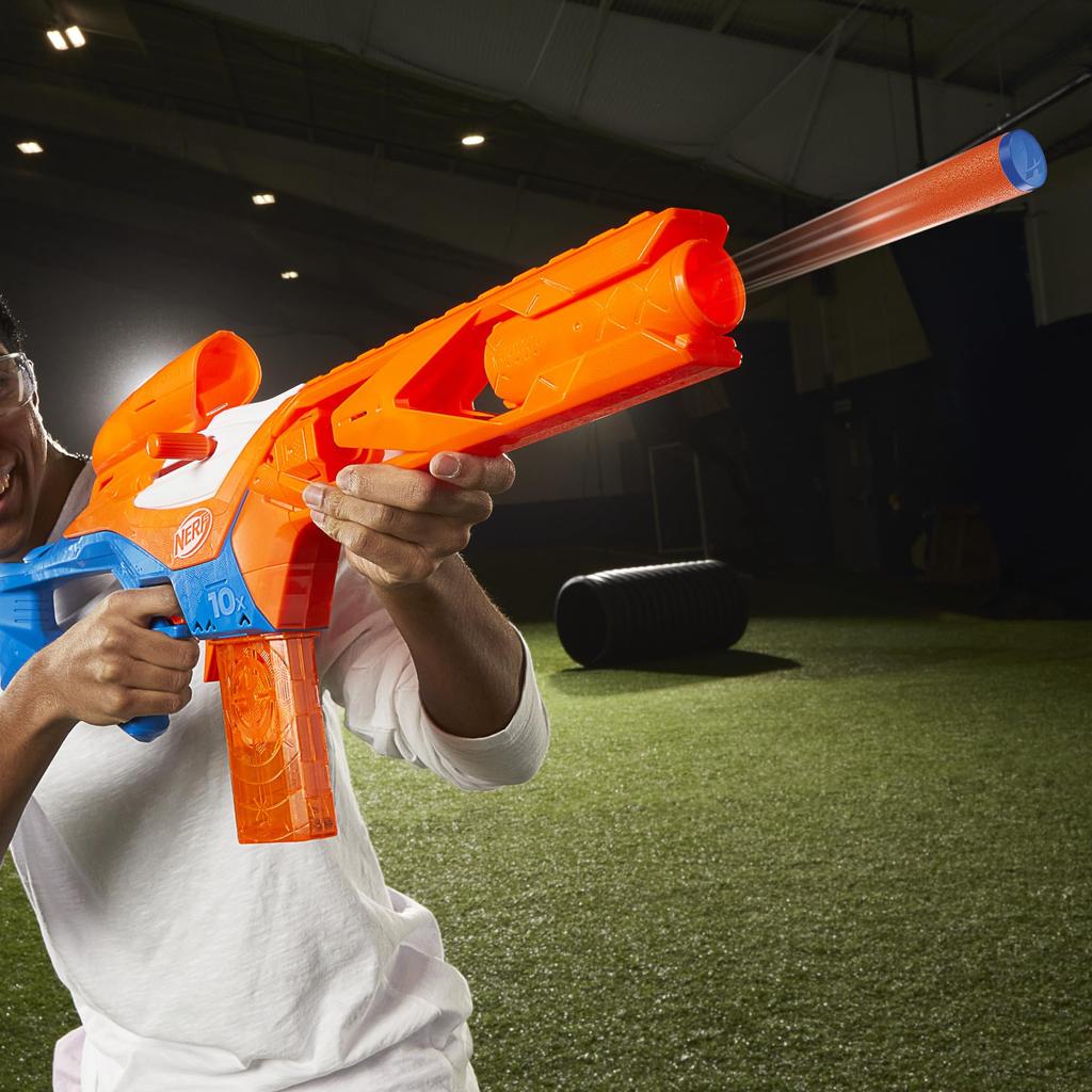В комплект входят 18 дротиков Nerf N series Pinpoint N1 для спортивной стрельбы из дротиков N 10 в помещении и на открытом воздухе, для детей от 8 лет и старше. F8621 Оригинальный продукт, бластер.
