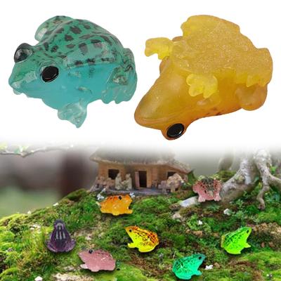 Игрушечные домики Аквариумы Зеленая смоляная фигурка лягушки Мини-статуэтка лягушки Игрушка Мини-ландшафты для сада DIY Трехмерные животные