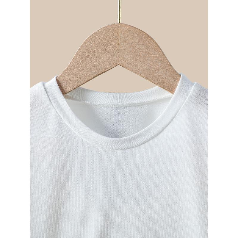 European sizes T-Shirt, "Sassy Lassie" Shamrock Graphic Tee, Comfortable Crew Neck Short Sleeve