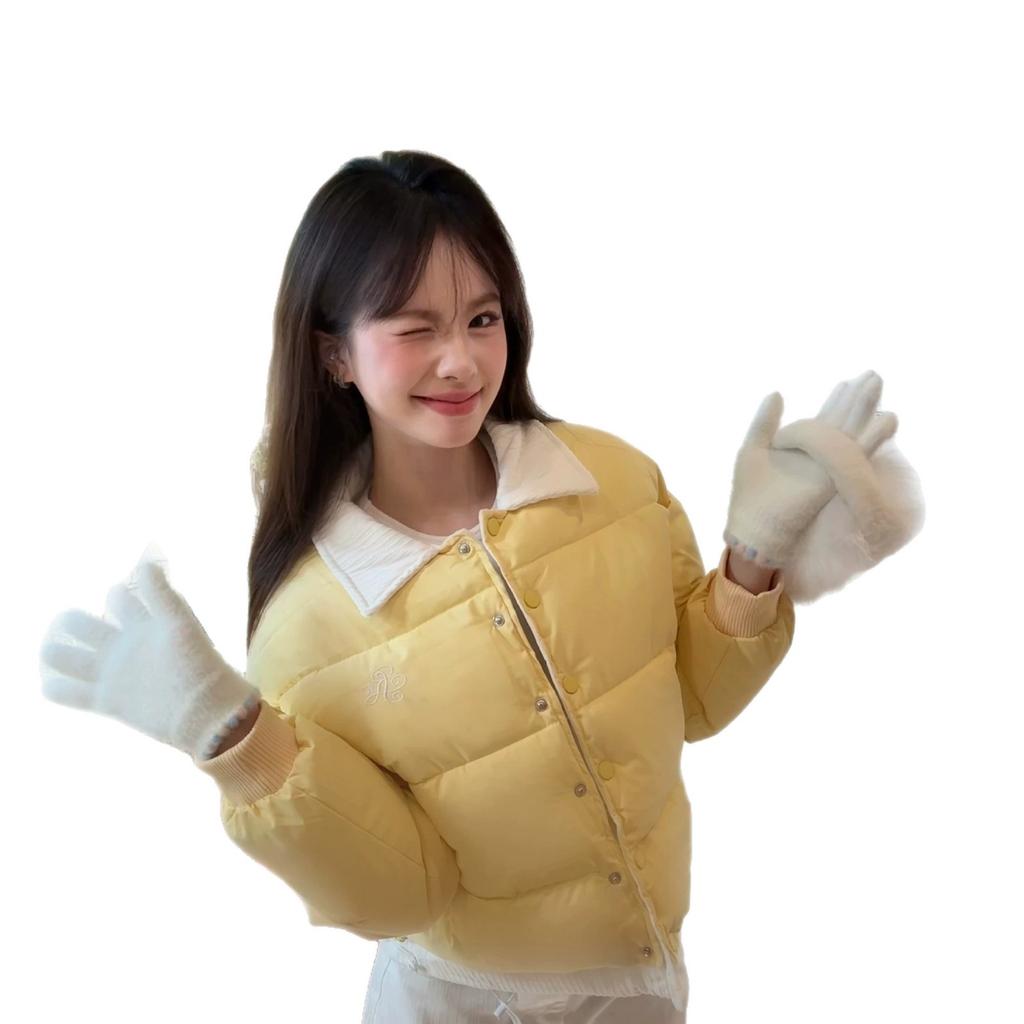 Женские зимние новинки: поддельные two-piece желтые короткие пуховики на хлопковом наполнителе, утолщенные маленькие хлопковые куртки