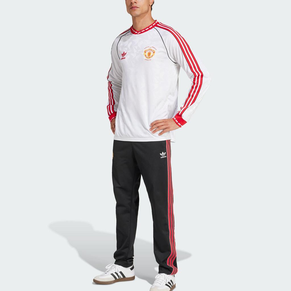 Adidas Оригинальная выездная футболка Manchester United SS25 Удобная Модная Универсальная Футбольная футболка с длинным рукавом Мужская футболка Белая Красная JF0375