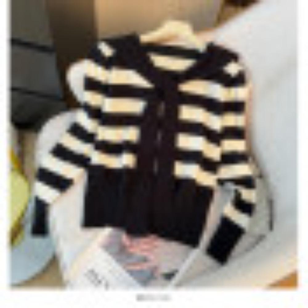 This Stylish Navy Collar, Color-blocking Striped Long-sleeved Knitted Sweater Is A Versatile Top for Women To Look Younger and Slimmer In Autumn