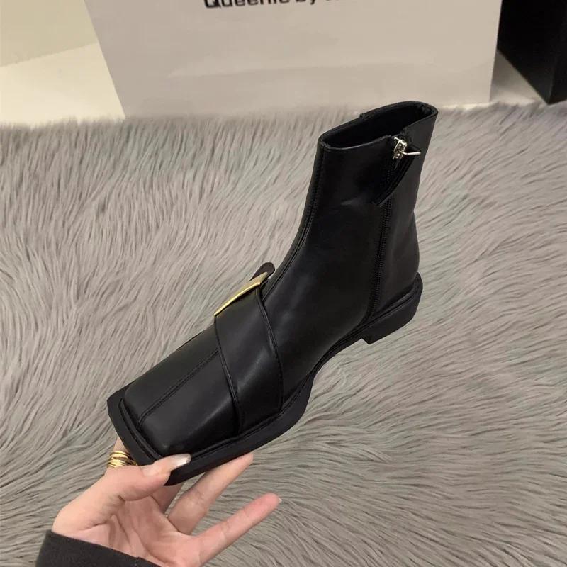 Женские брендовые роскошные ботильоны на плоской подошве, повседневные туфли с квадратным носком, модные дизайнерские новые зимние ботинки из кожи в стиле панк, женские ботинки