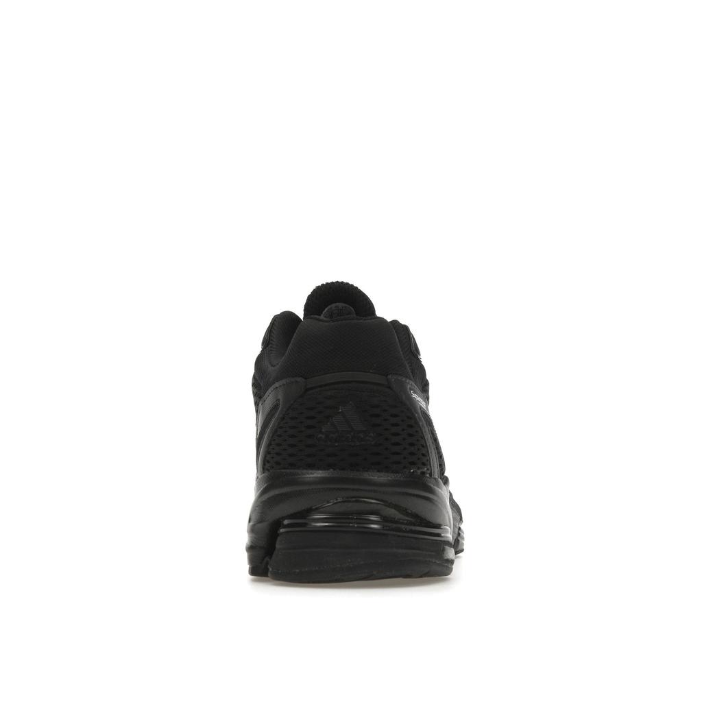 Adidas Кроссовки унисекс Supernova Cushion 7 Triple Black Core-Black Carbon GY5930