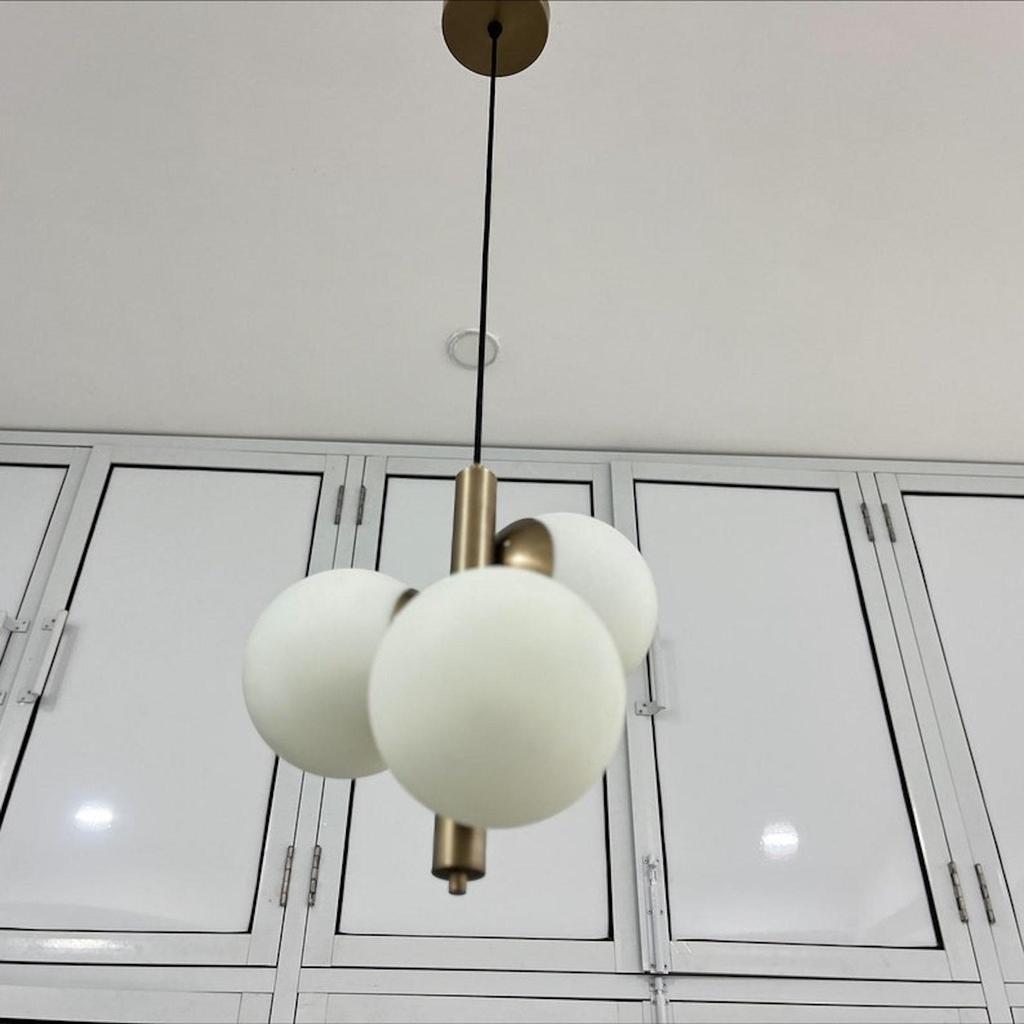 Подвесные светильники Люстра из необработанной латуни Светильник из матового стекла Современные потолочные светильники Подвесные светильники