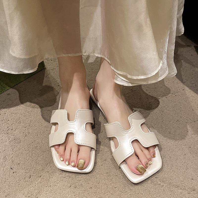 Летняя верхняя одежда с открытым носком h тапочки 2025 новые модные женские легкие роскошные сандалии на плоской подошве обувь прилив