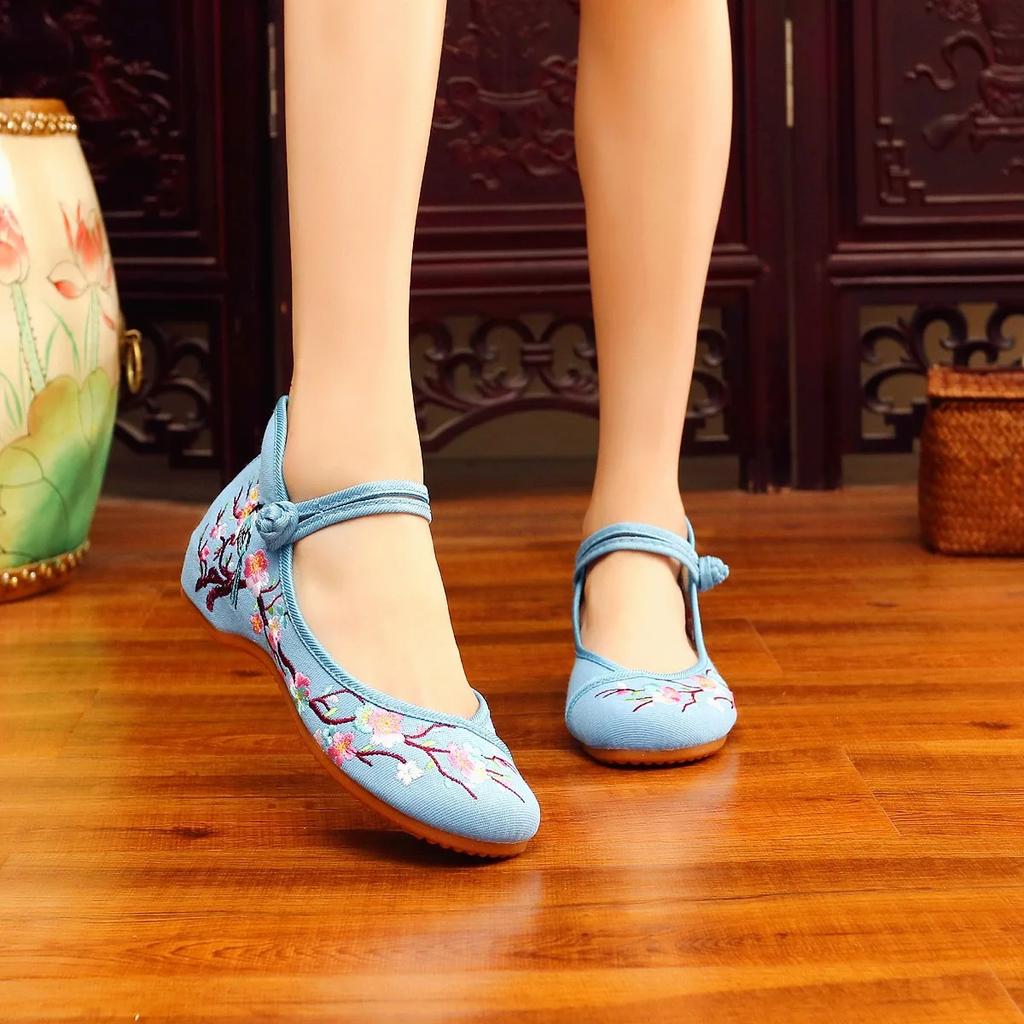 Chinese Traditional Style Birds and Flower Embroidered Women Canvas Ballet Flats Vintage Ladies Round Toe Soft Cotton Shoes