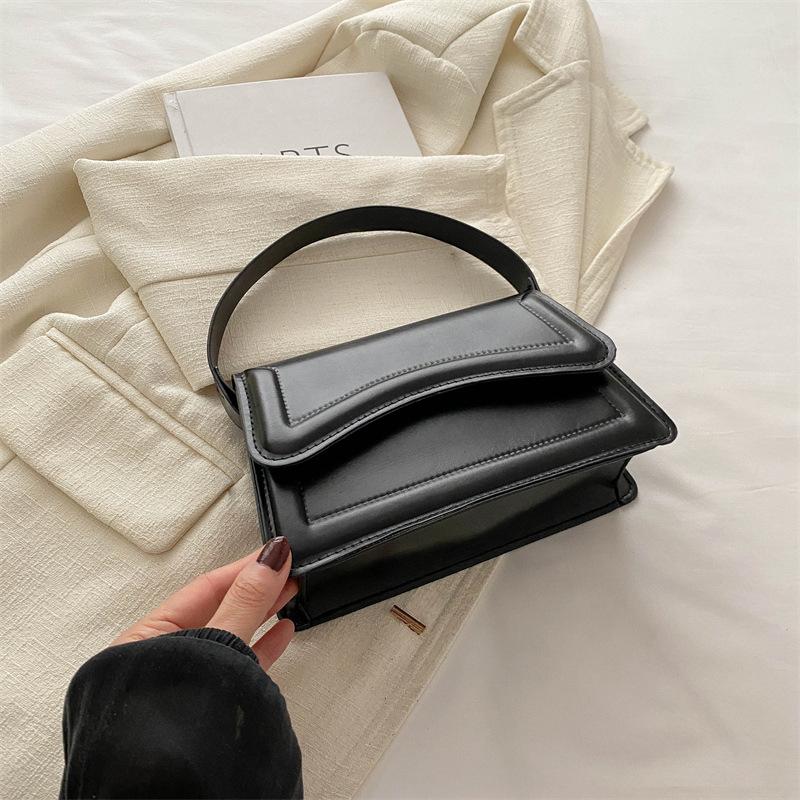 2024 летняя новая женская сумка модная сумка через плечо повседневная сумка косая сумка популярная простая маленькая квадратная сумка женская