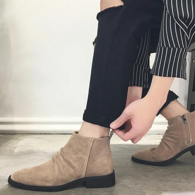 Мода 2025Новые мужские ботинки Высококачественная замша Повседневные боты Ретро Британский стиль Короткие ботинки Боковые молнии Ботильоны для мужчин Ботинки челси