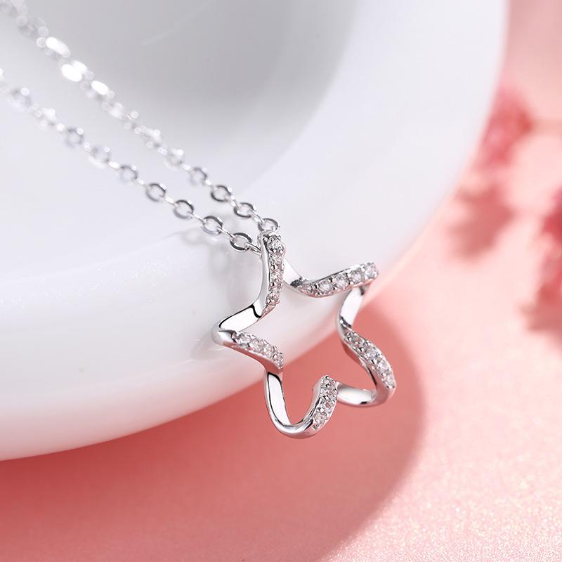 Stars Haunt Diamond Necklace Korean Version Simple Pendant Niche Design Clavicle Chain ins Wind