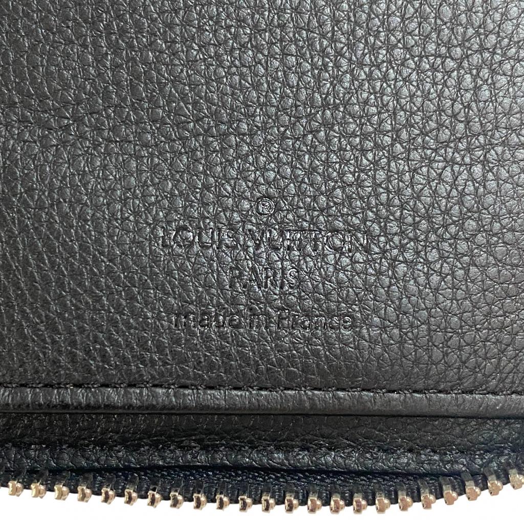 Used LOUIS VUITTONPurse black leather mens