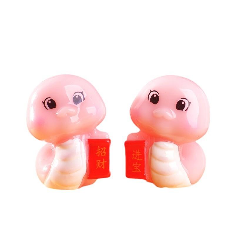 Новогодний декоративный мультяшный змей Года Маленький декоративный предмет для привлечения богатства и удачи Смола ручной работы