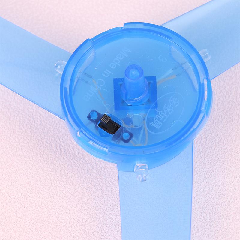 Летающие вращающиеся светящиеся игрушки светящийся флаер для детей светодиодная ручка вспышка летающие игрушки для уличной игры