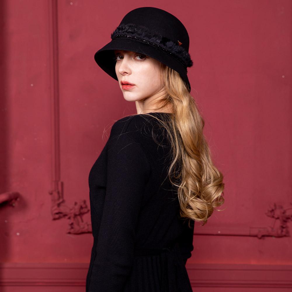 Kaliseumontapone Haley 5 Fur Cloche Bucket Hat