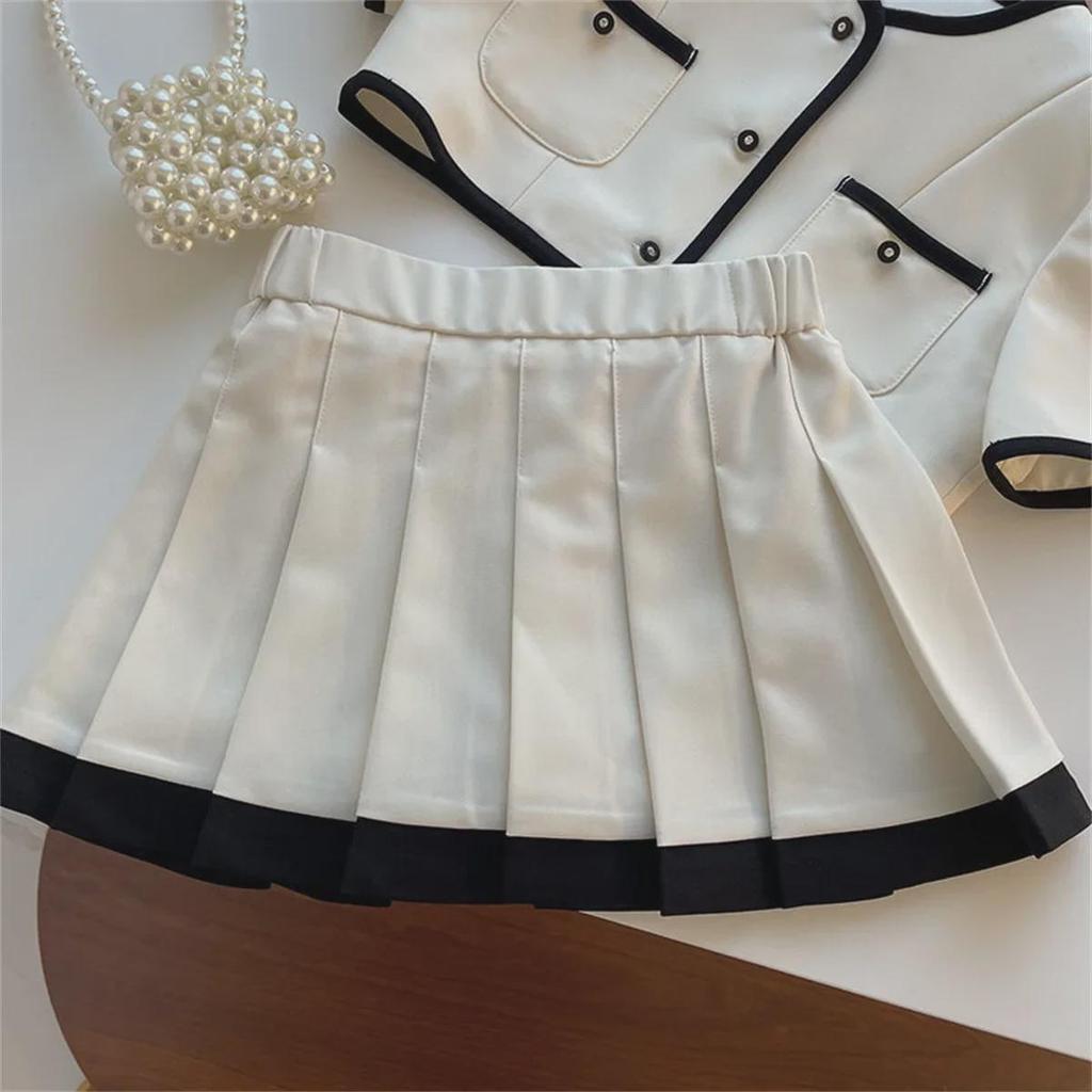 Girls' Summer 2023 Xiaoxiang Style Solid Color Two-Piece Set: Short-Sleeved Top & Pleated Skirt