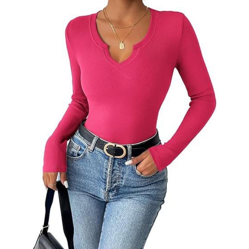Женская блузка с глубоким U-образным вырезом и длинными рукавами в полоску