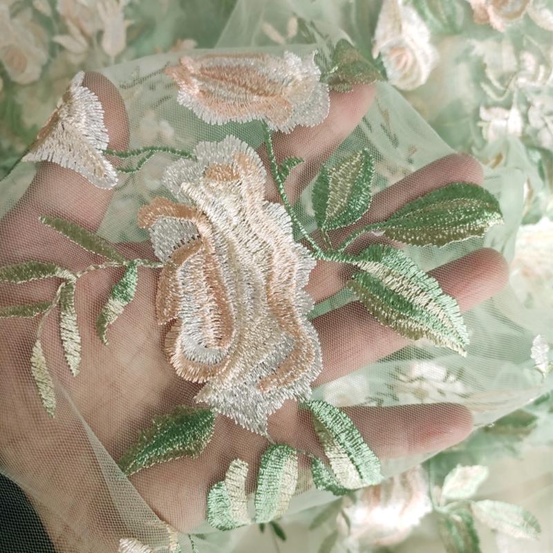 Мягкая сетчатая ткань с цветочной вышивкой и кружевом, разноцветная ткань с вышивкой в виде лепестков роз для шитья одежды своими руками, свадебных платьев, вуалей