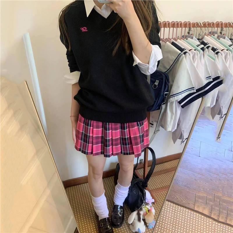 Черный свитер с длинными рукавами и V-образным вырезом с вышивкой от Jizhong College - свитер для школьной формы на осень/зиму